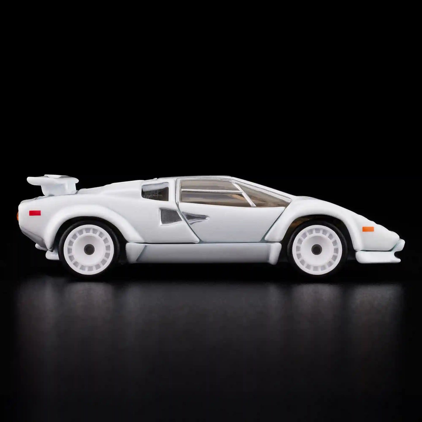 Hot Wheels RLC Exclusive 1982 Lamborghini Countach LP 500 S