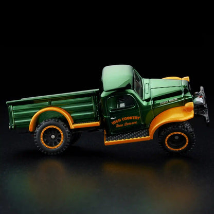 Hot Wheels RLC Exclusive Holiday 1952 Dodge Power-Wagon