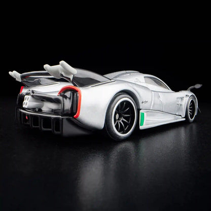 Hot Wheels RLC Exclusive ’21 Pagani Huayra R