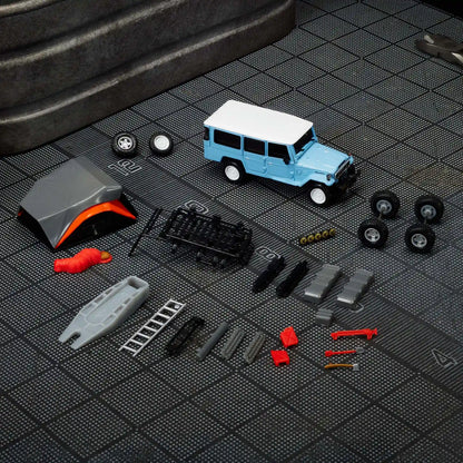 Hot Wheels Elite 64 Mod Shop 1982 Custom Toyota Land Cruiser FJ45 Troopy