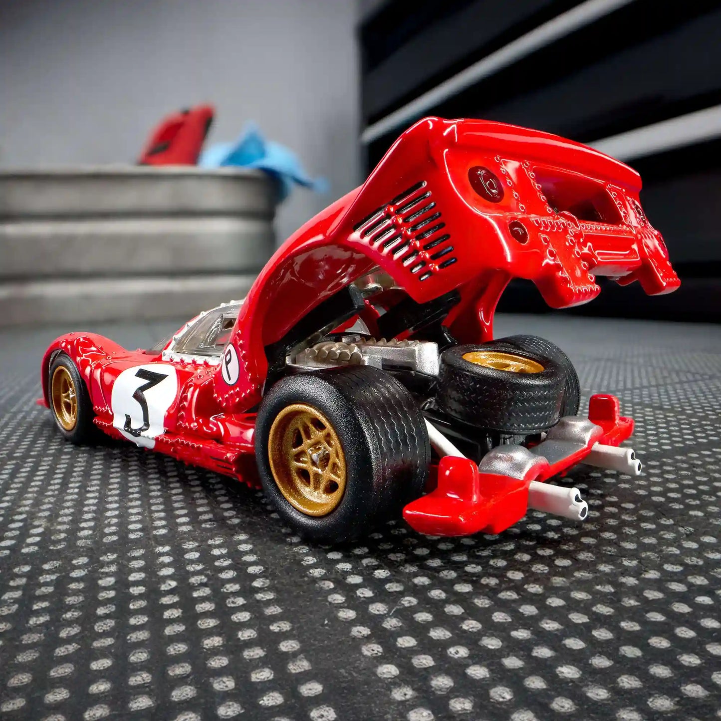 Hot Wheels Elite 64 1967 Ferrari 330 P4