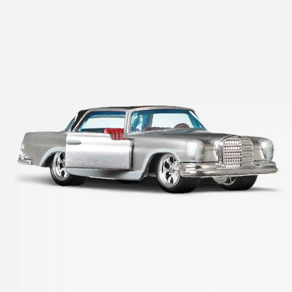 Matchbox ’62 Mercedes-Benz 220 SE Coupe