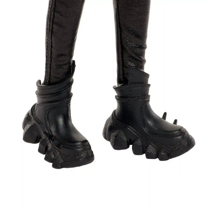 KPop Demon Hunters Deluxe Rumi Fashion Doll