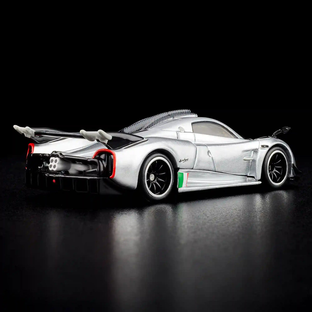Hot Wheels RLC Exclusive ’21 Pagani Huayra R