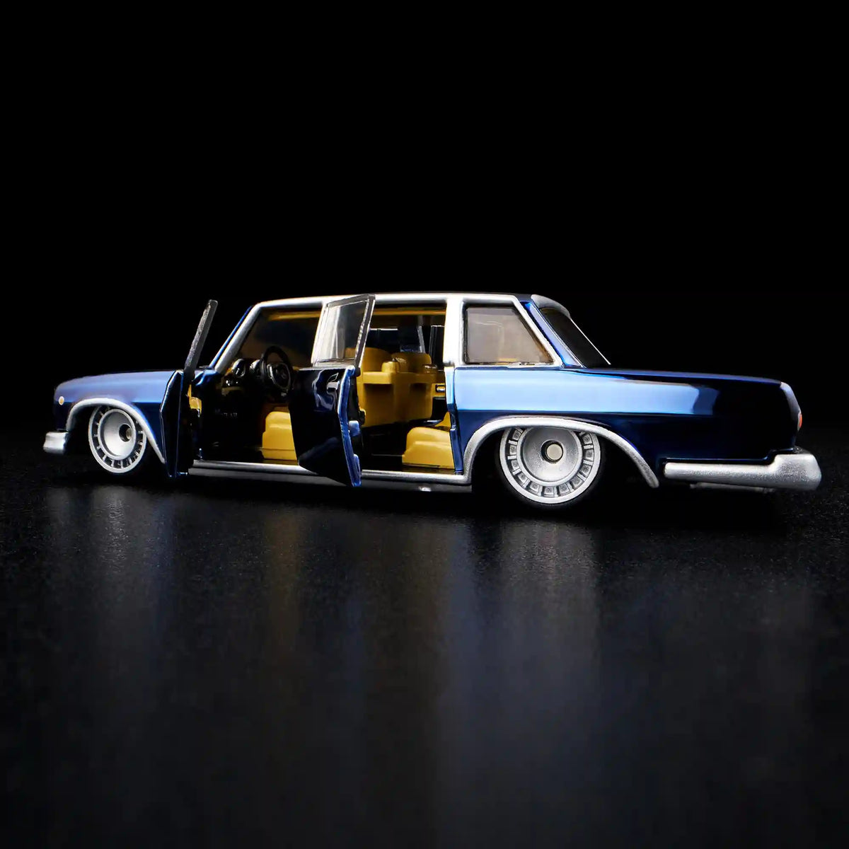 Hot Wheels RLC Exclusive 1964 Mercedes-Benz 600