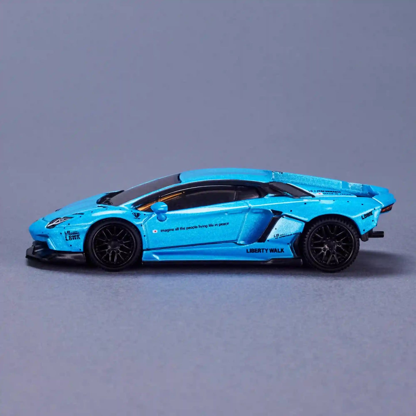 Elite 64 Series LBWK Lamborghini Aventador LP 700-4