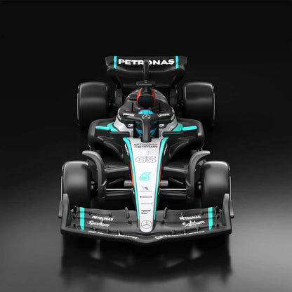 Hot Wheels F1 Series: 2024 Mercedes-AMG PETRONAS Formula One Team W15 Car #63